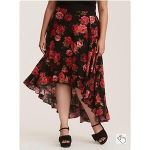 Torrid black rose high low Challis skirt size 0